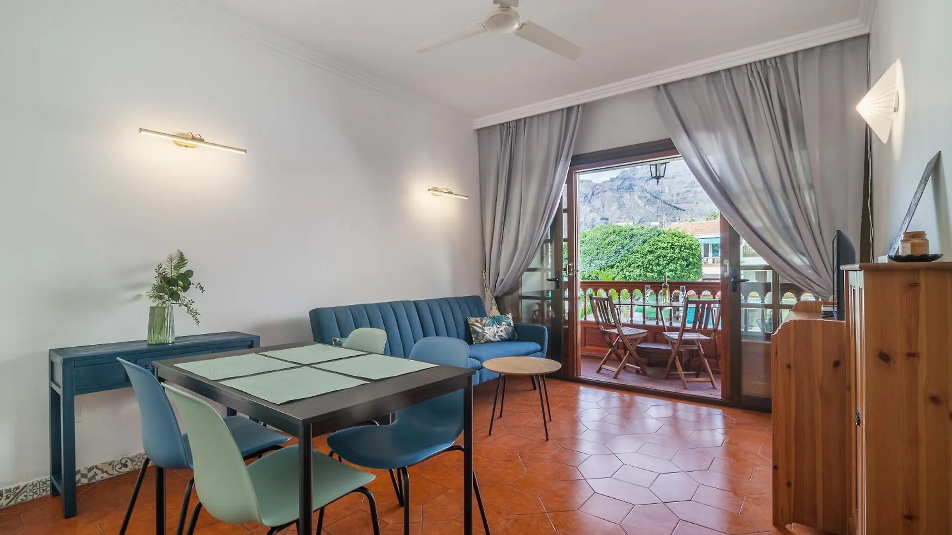 Paraiso Bamboo - Fibre Net, Heart Of The Los Gigantes, 2 Bedrooms, 2 Bathrooms, Tv Channels Acantilado de los Gigantes Apartment