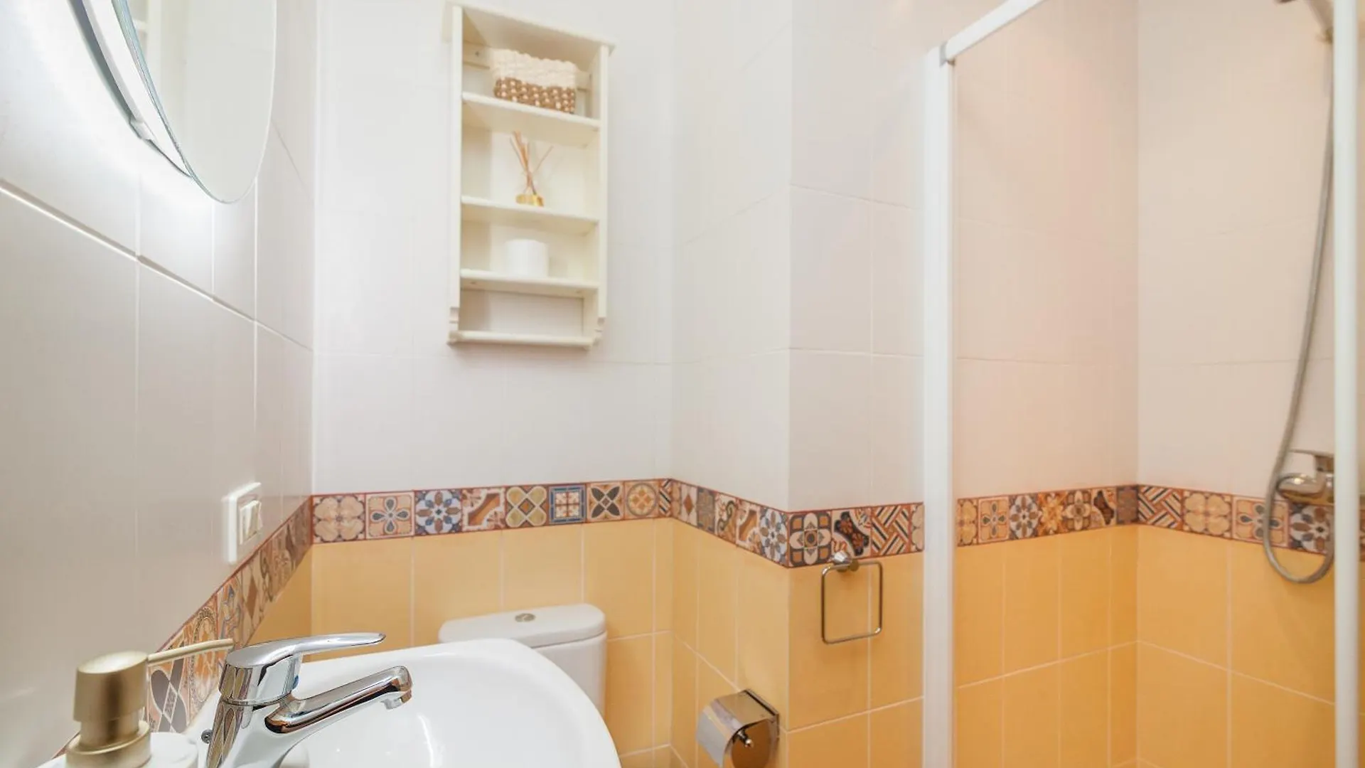 Apartment Paraiso Bamboo - Fibre Net, Heart Of The Los Gigantes, 2 Bedrooms, 2 Bathrooms, Tv Channels Acantilado de los Gigantes Spain