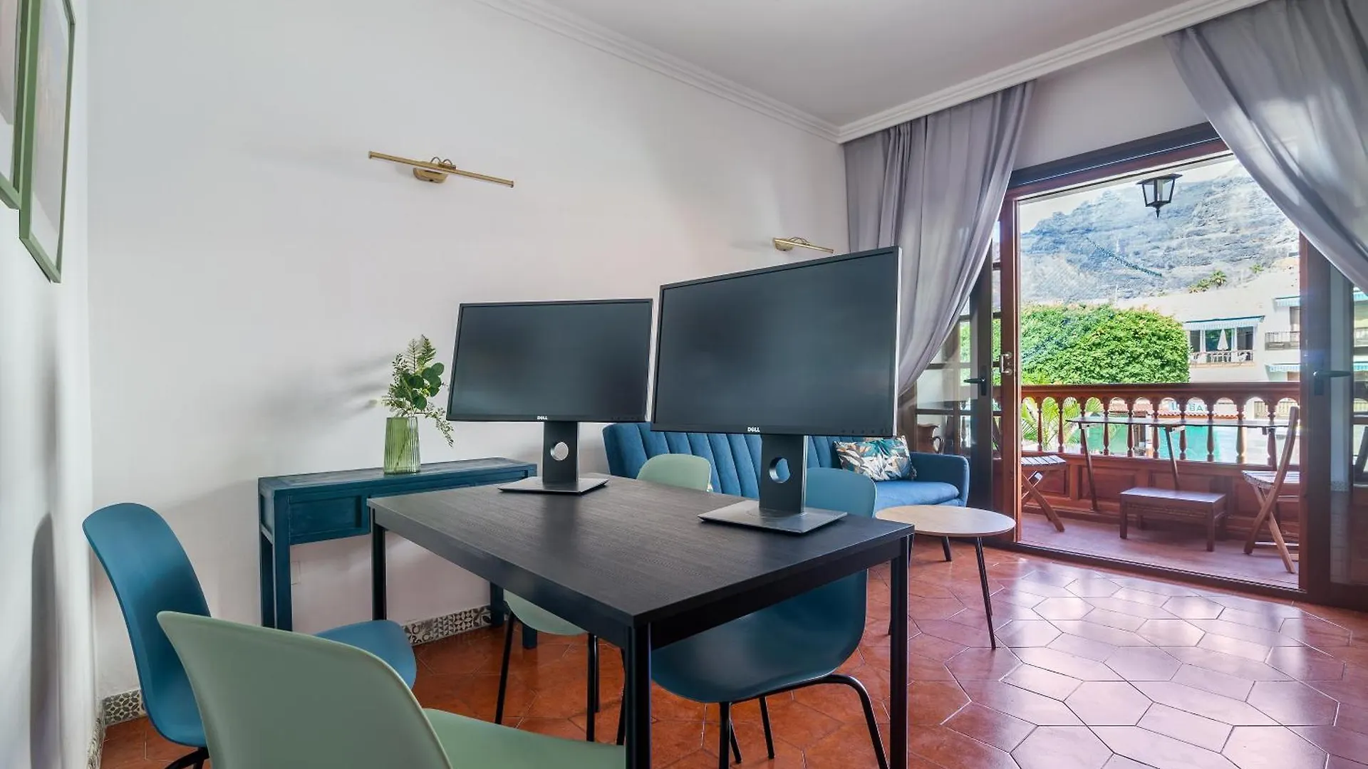 Paraiso Bamboo - Fibre Net, Heart Of The Los Gigantes, 2 Bedrooms, 2 Bathrooms, Tv Channels Acantilado de los Gigantes