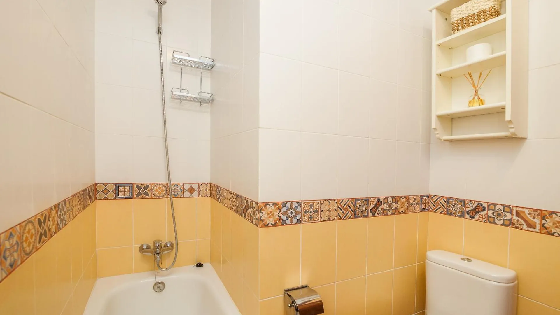 Paraiso Bamboo - Fibre Net, Heart Of The Los Gigantes, 2 Bedrooms, 2 Bathrooms, Tv Channels Acantilado de los Gigantes Apartment